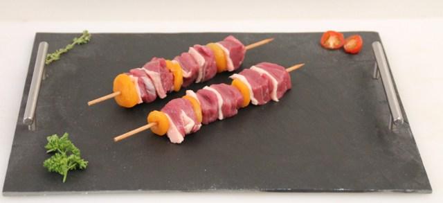 Brochette de canard aux abricots